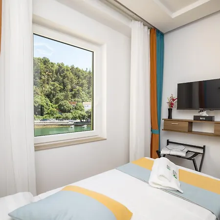 Hotel Kanjon Zrmanje 3*