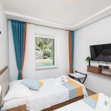 Kanjon Zrmanje Hotel 3*