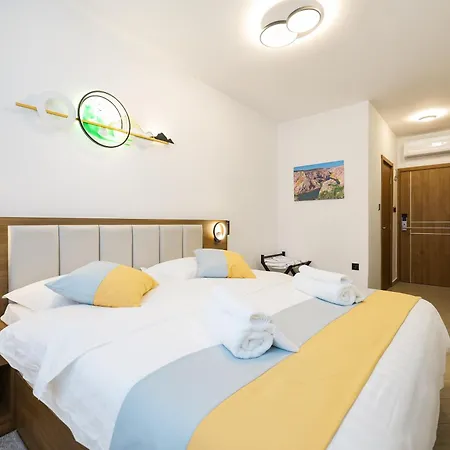 Kanjon Zrmanje Szálloda 3*