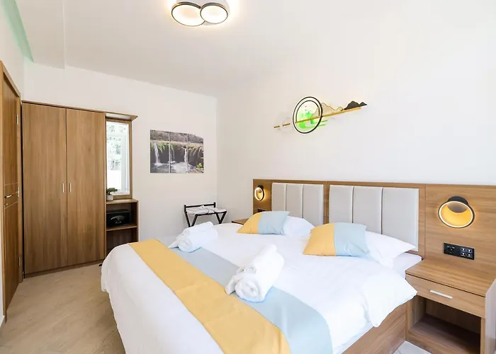 Hotel Kanjon Zrmanje 3*